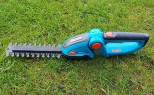 Test Gardena Akku Gras Und Strauchschere Rasenkantenschere